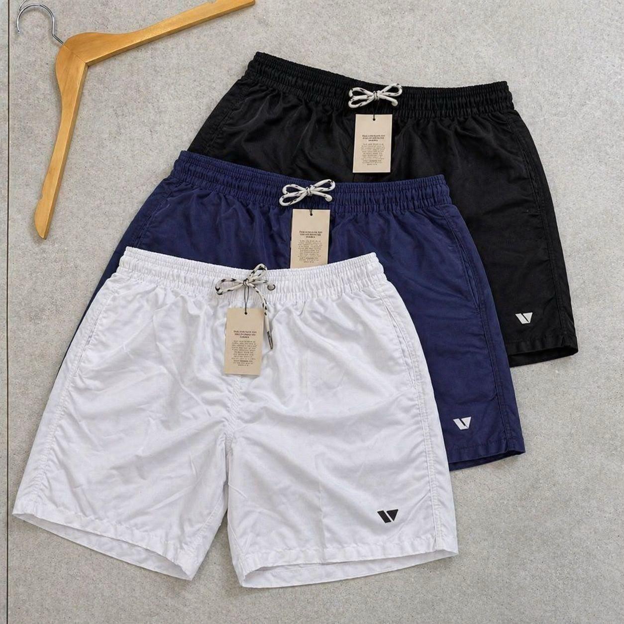🚚 Kit com 3 Bermudas Lisas Amarração