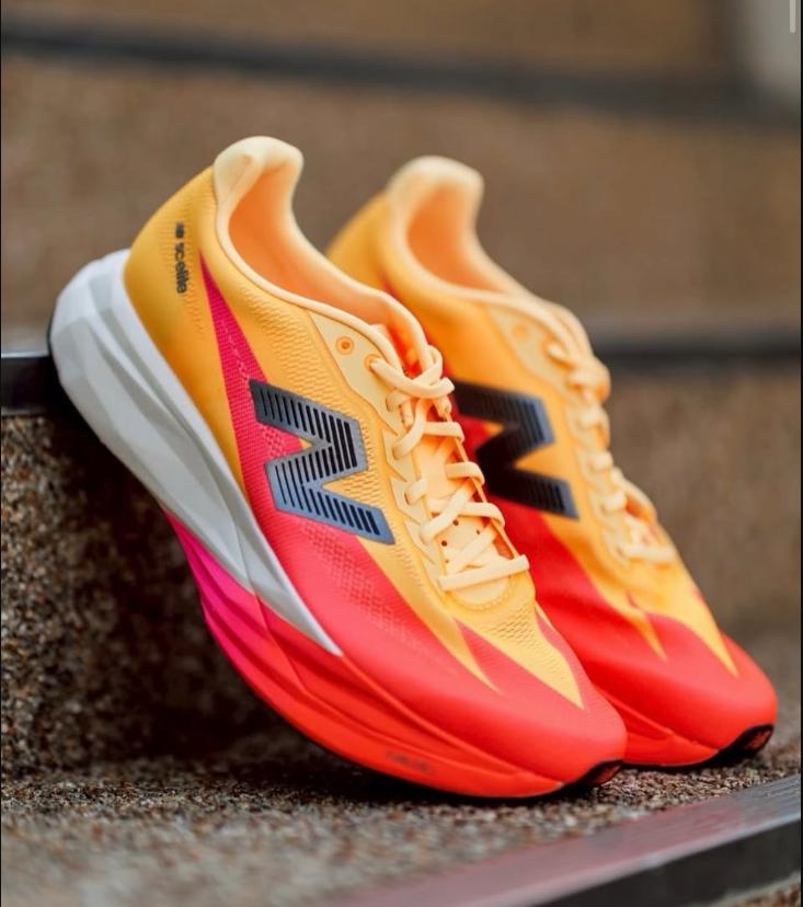 ➡️ Tênis New Balance Fuelcell Supercomp Elite V5