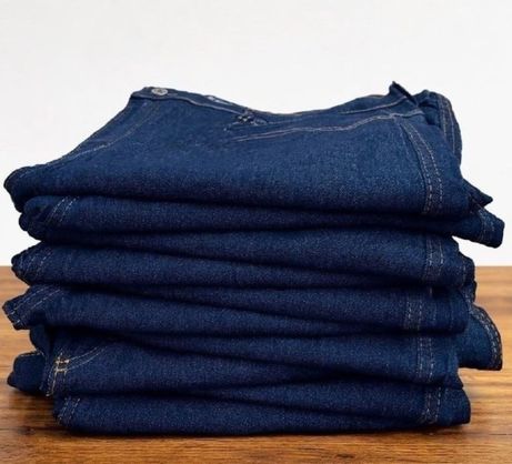 ➡️ Kit com 4 Calças Jeans Tradicional