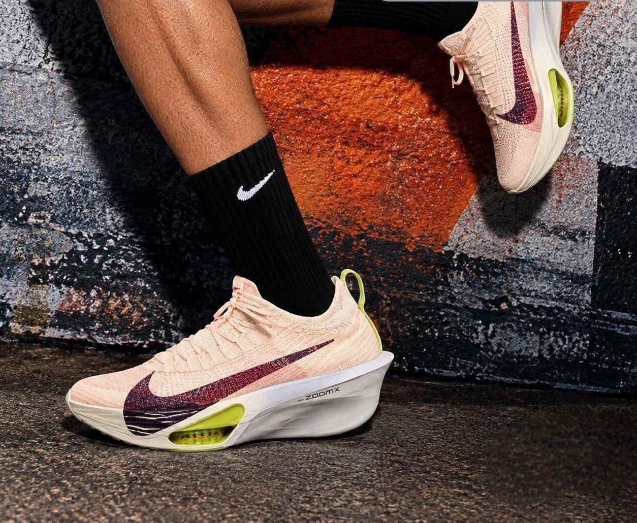 ➡️ Tênis Nike Air Zoom Alphafly 3 (34 ao 40)