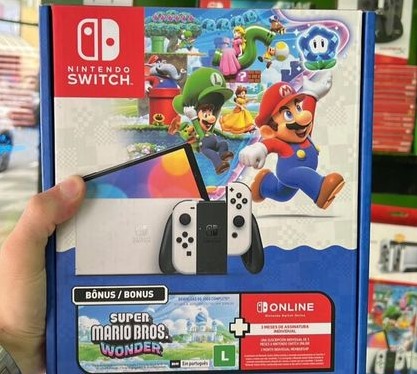 ➡️ Console Nintendo Switch OLED + Super Mario Bros Wonder + 3 Meses Nintendo Switch Online