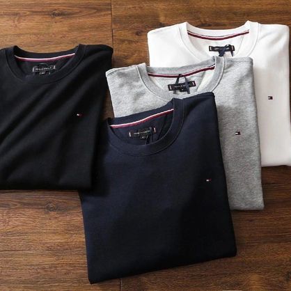 ➡️ Kit com 2 Camisetas Tommy Hilfiger Brand Love
