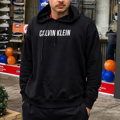 ➡️ Blusão com Capuz Calvin Klein Intense Power (Tamanho G)