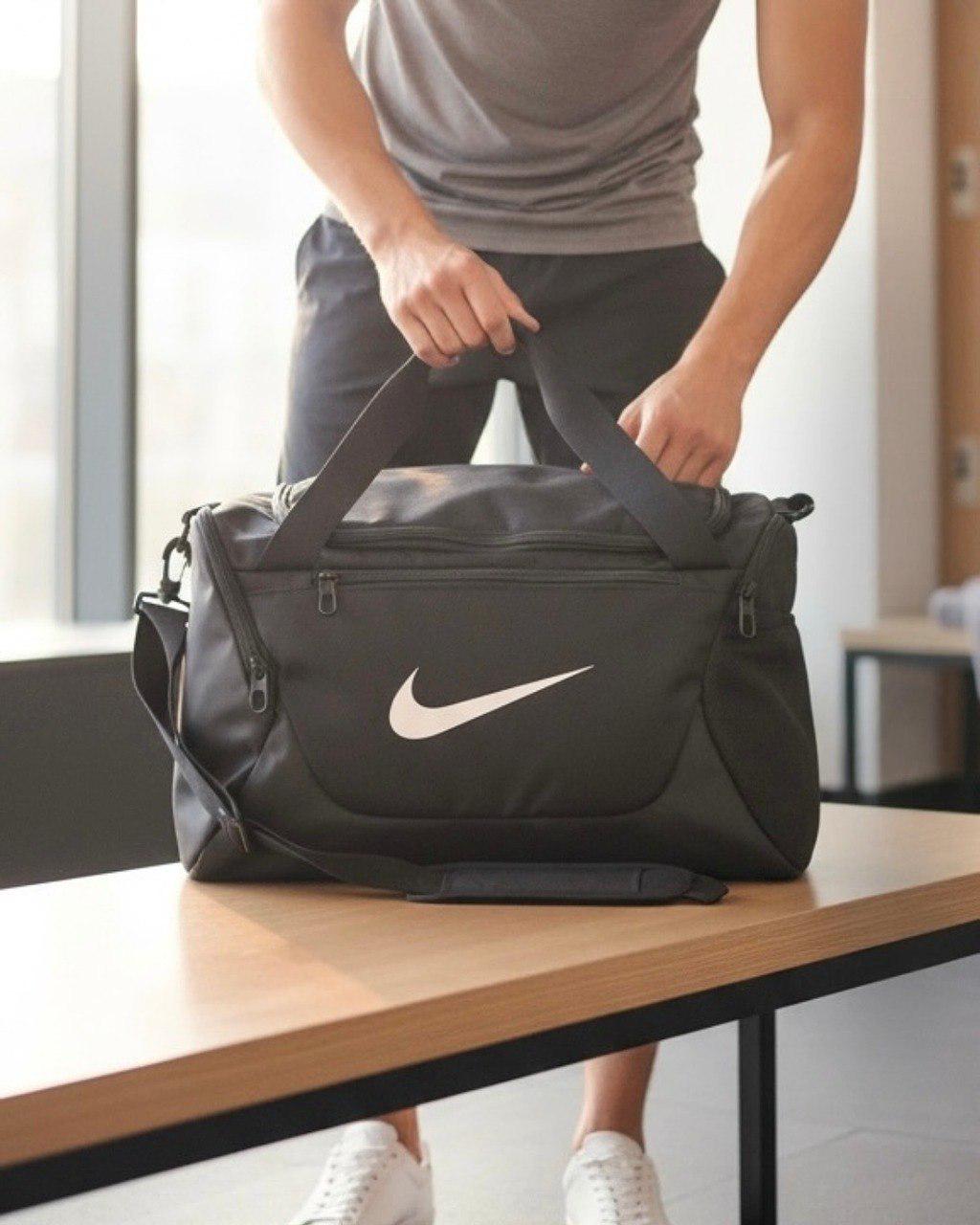 ➡️ Mala Nike Brasilia 24L
