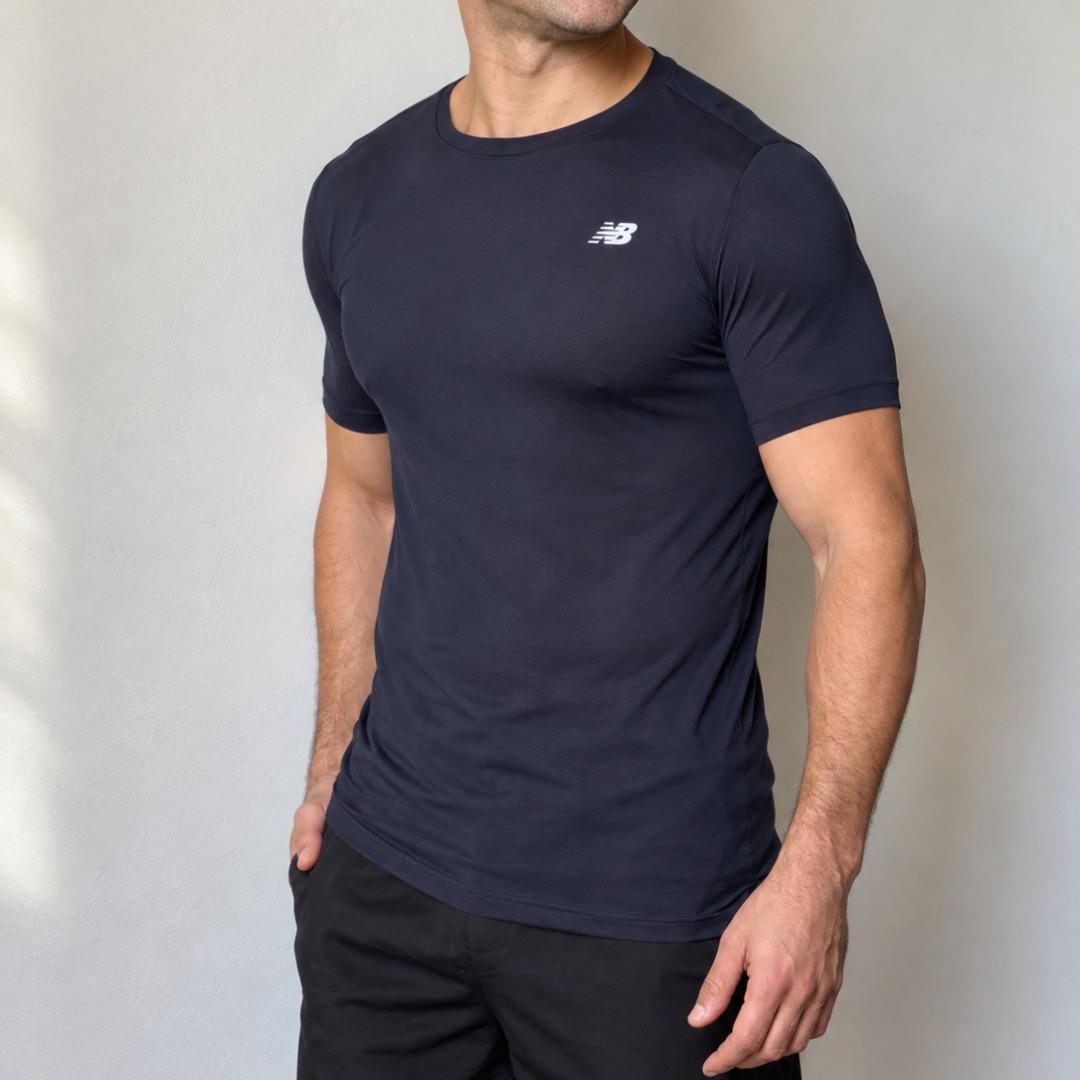 🚚 Camiseta New Balance Sport Essentials