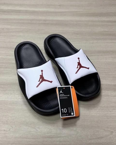 ➡️ Chinelo Jordan Franchise Masculino
