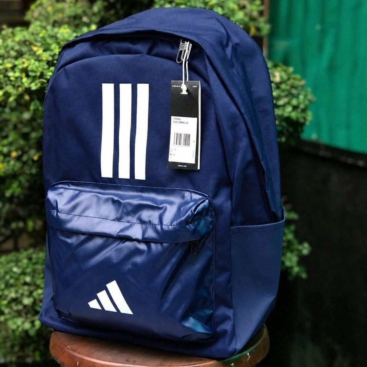 🚚 Mochila Adidas Classic Back-to-School Três Listras