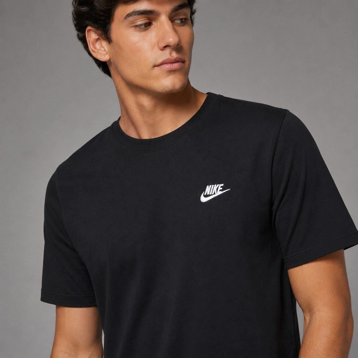 ➡️ Camiseta Nike Sportswear Club
