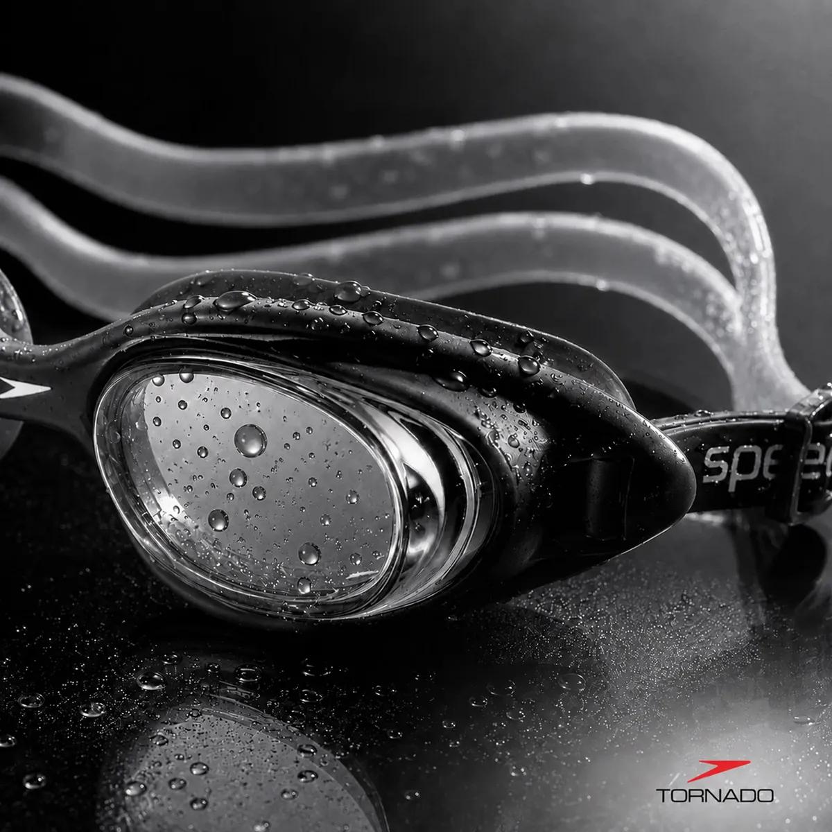 🚚 Óculos De Natação Adulto Tornado Preto Speedo Lente Cristal