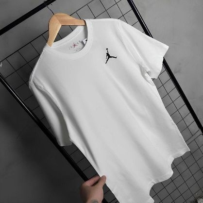 ➡️ Camiseta Nike Jordan Jumpman Essentials SS