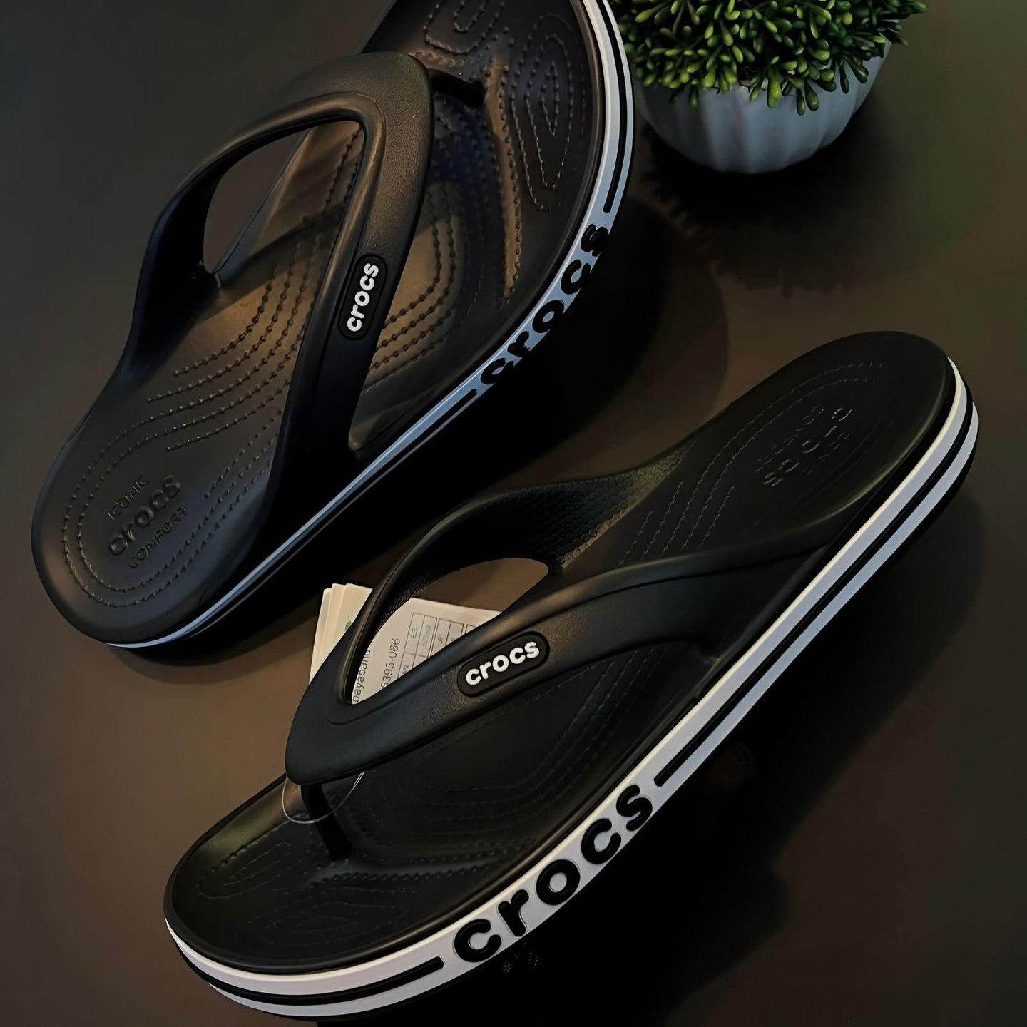 ➡️ Chinelo Crocs Bayaband Flip
