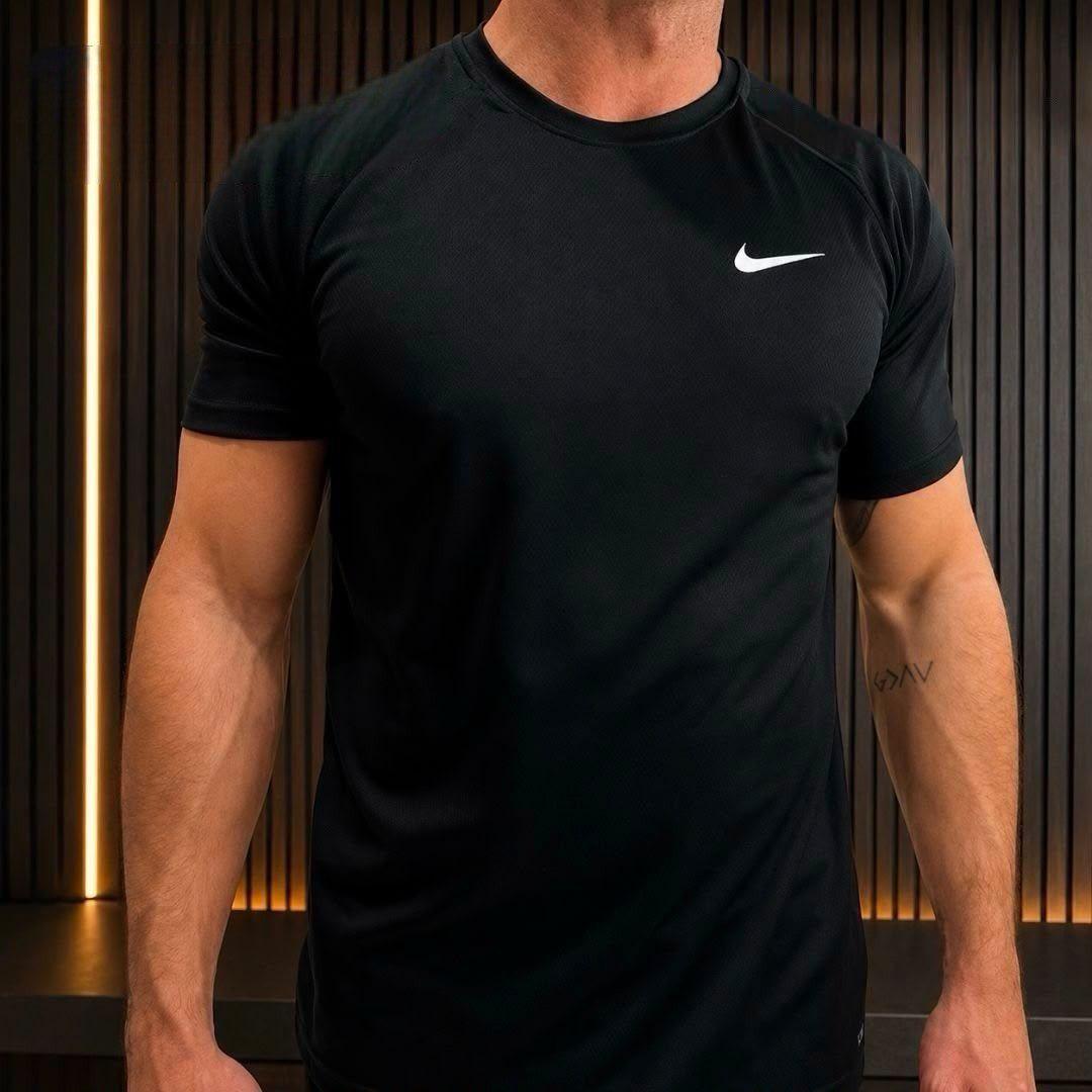 ➡️ Camiseta Nike Dri-FIT Legend - Masculina