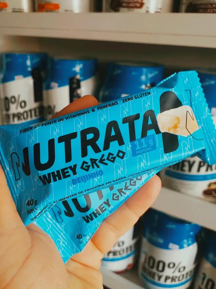 ➡️ Barras Whey Grego 40g Display Com 12 Unidades Beijinho - Nutrata