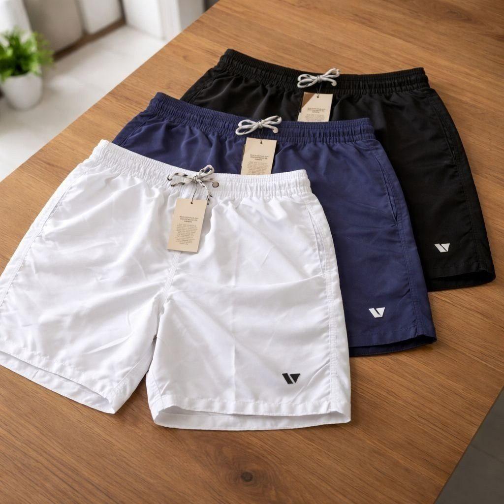 ➡️ Kit com 3 Bermudas Lisas Amarração