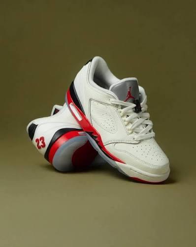 ➡️ Tênis Jordan Sixty Plus Low Masculino