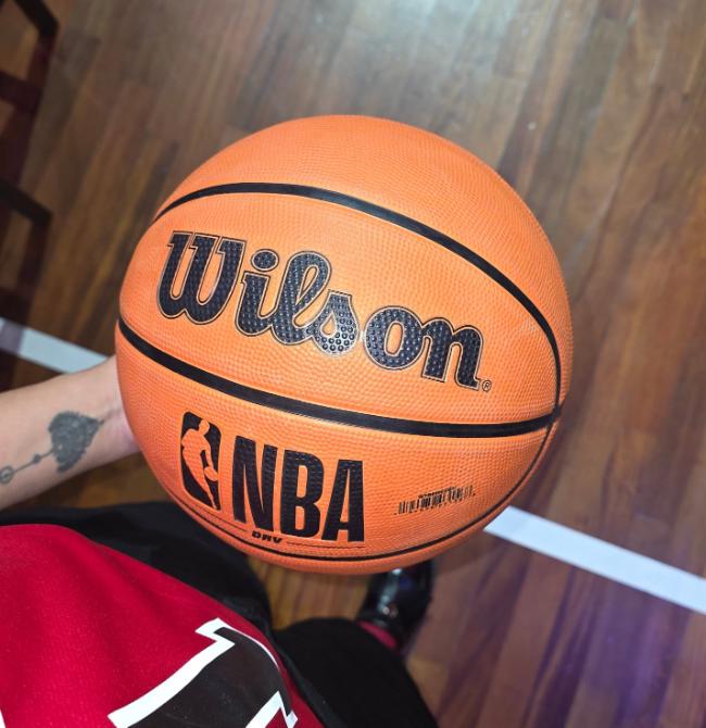 🚚 Bola Basquete Wilson Tam 7 NBA Drive Ball Outdoor Quadra de Rua Asfalto ou Cimento